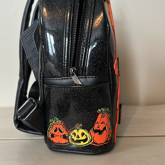 NWT 2024 Halloween Loungefly Backpack - Picture 2 of 6